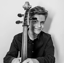 Jeremias Fliedl Cello Virtuose